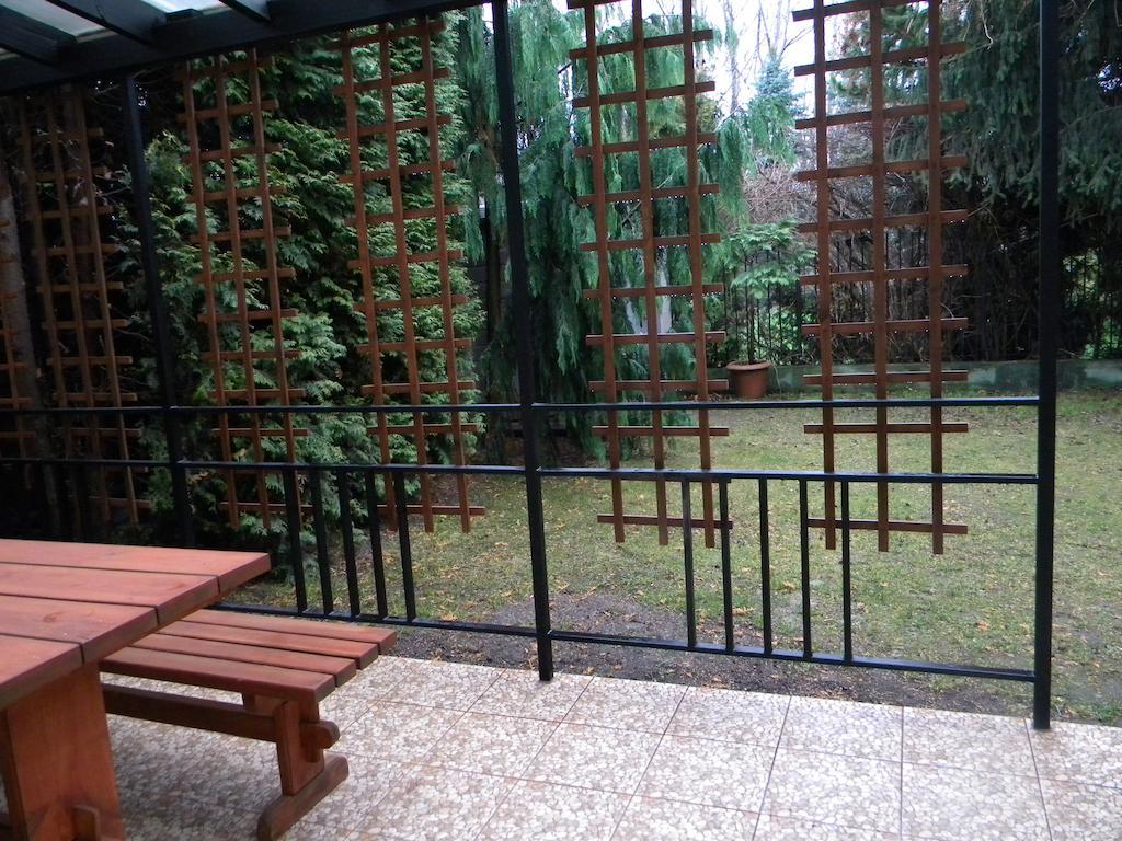 Willa Karis Warsaw Exterior photo